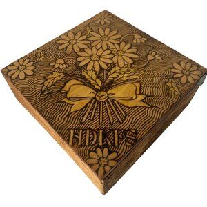 Vintage Wood Burnt Handkerchief Box With Floral & Bow Design Hinged Lid